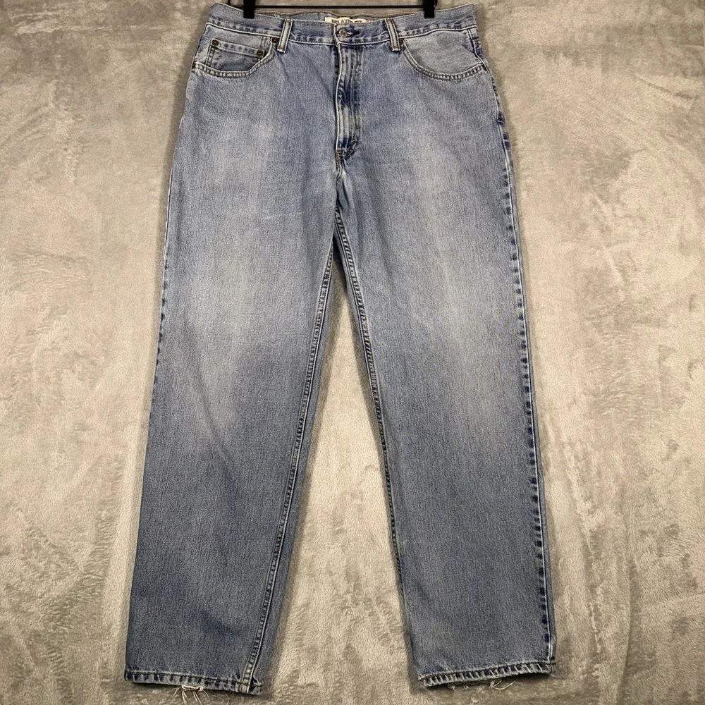Vintage Levis 550 Jeans Mens 35x31 Light Wash Blue Relaxed Taper Tag 36x32